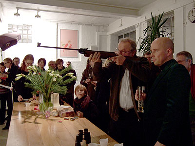 glitterballshooting feinkunstraum 2008